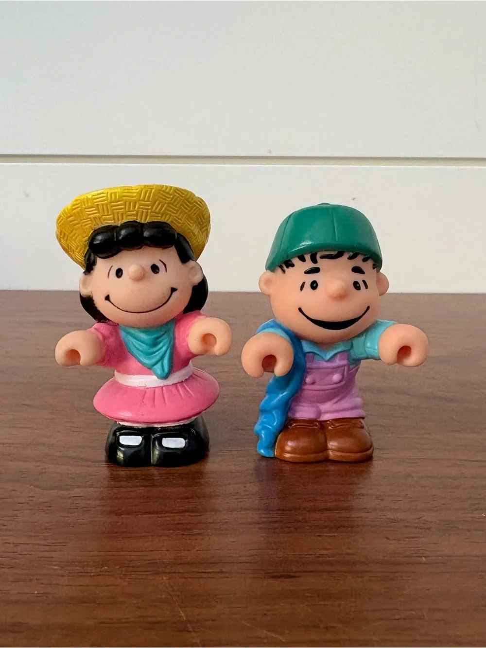Vintage 1989 McDonald's Happy Meal Peanuts Lucy And Linus Figures Toys Set Pair